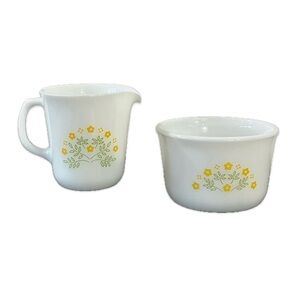 Pyrex summer impressions creamer and sugar set